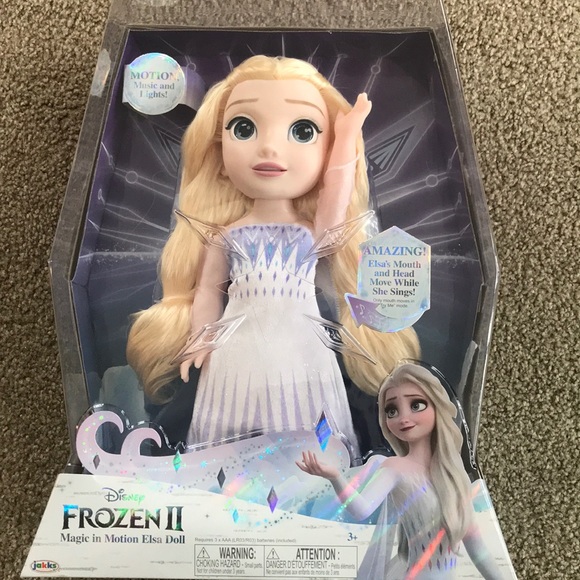 frozen 2 magic in motion elsa doll